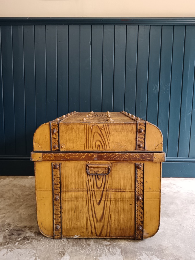 Large Antique Faux-Wood Paint Effect Steamer Trunk (9).jpg